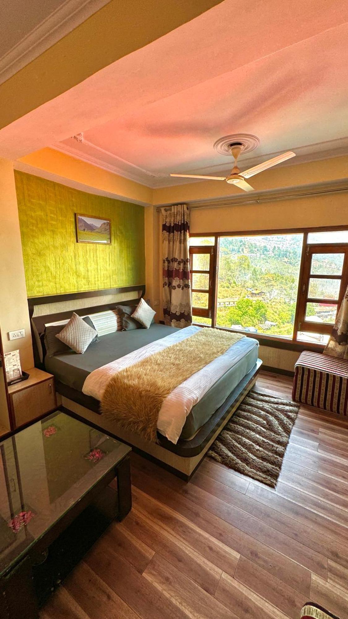 Hotel Apple Regency 심라 외부 사진