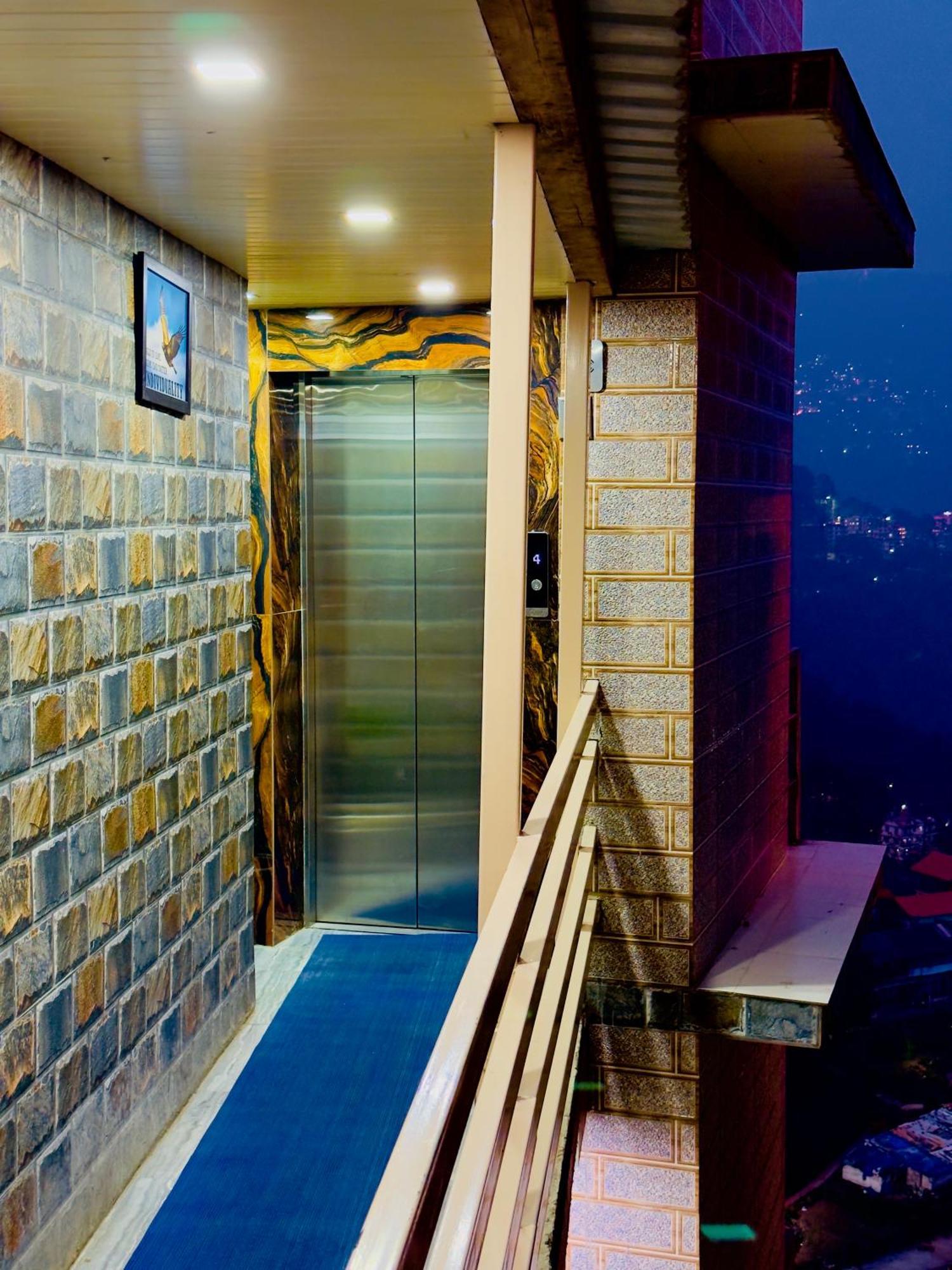 Hotel Apple Regency 심라 외부 사진