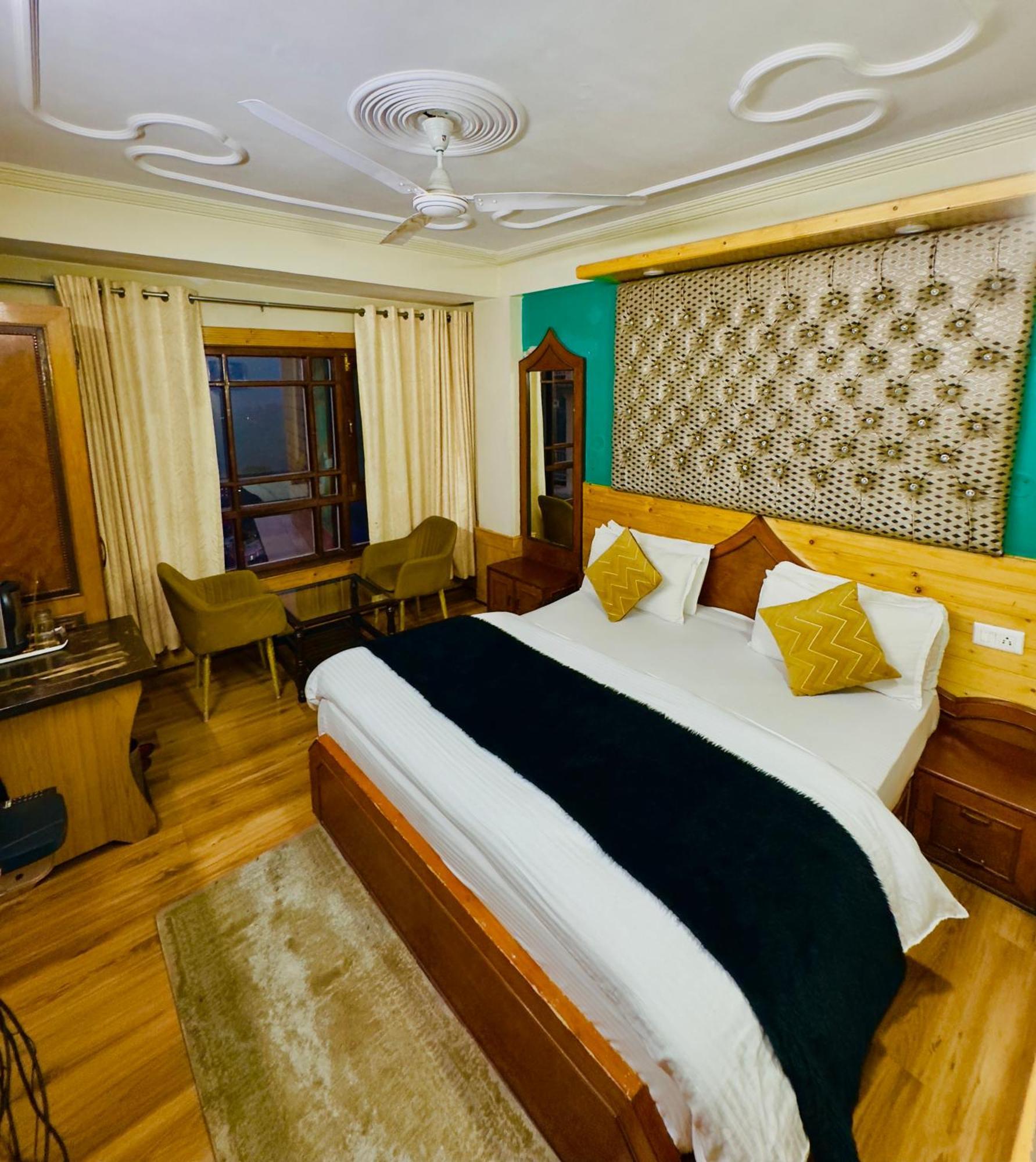 Hotel Apple Regency 심라 외부 사진