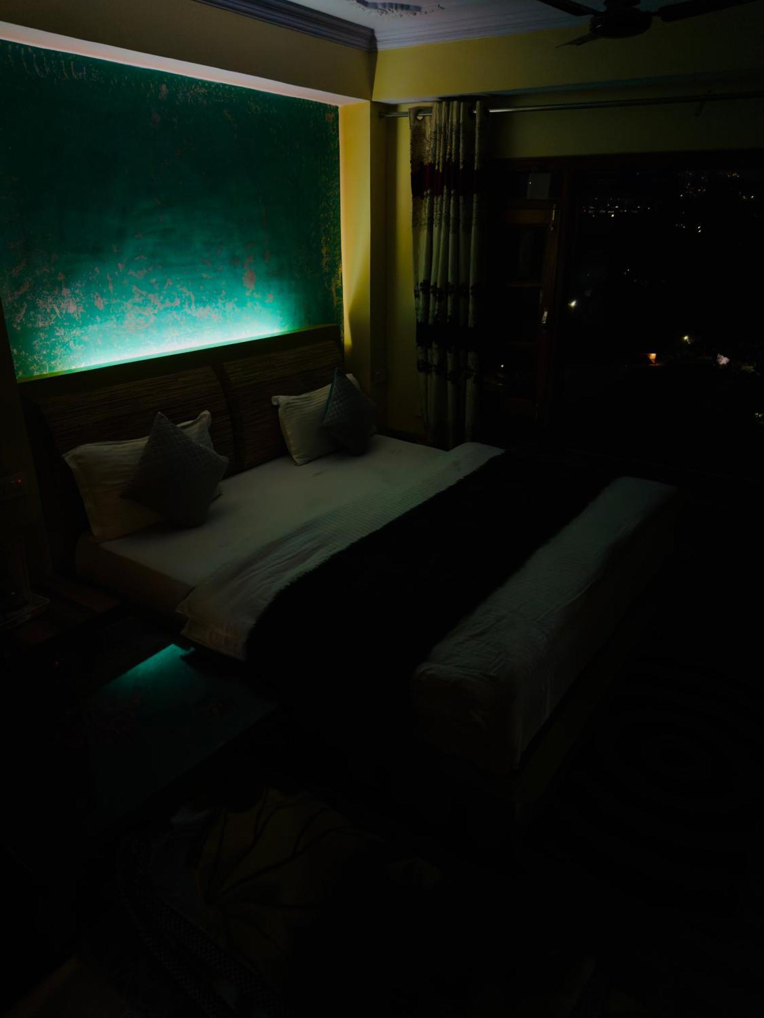 Hotel Apple Regency 심라 외부 사진
