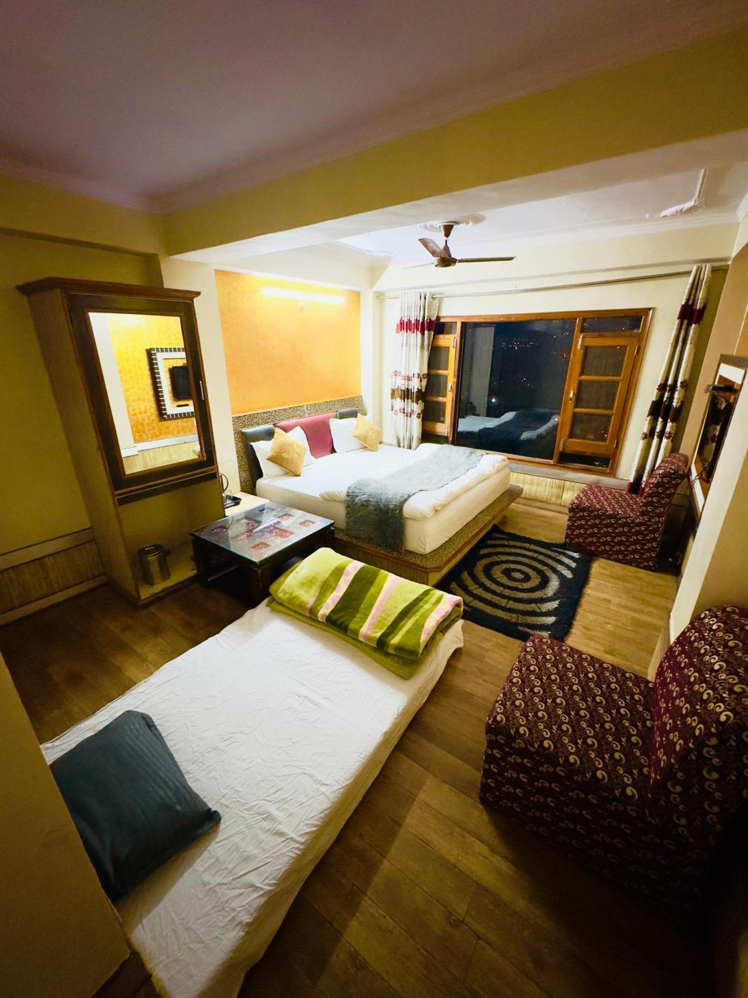 Hotel Apple Regency 심라 외부 사진