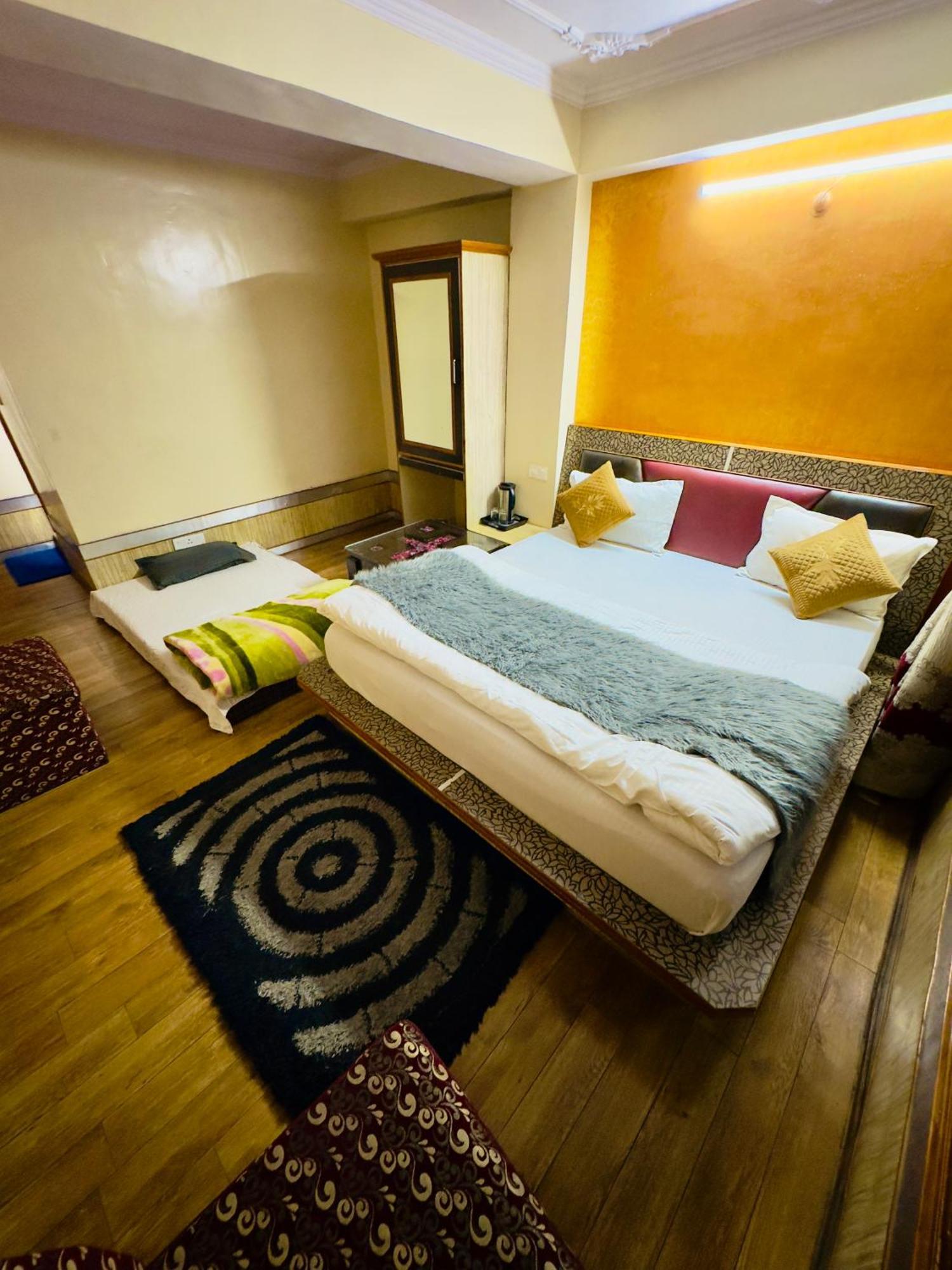 Hotel Apple Regency 심라 외부 사진